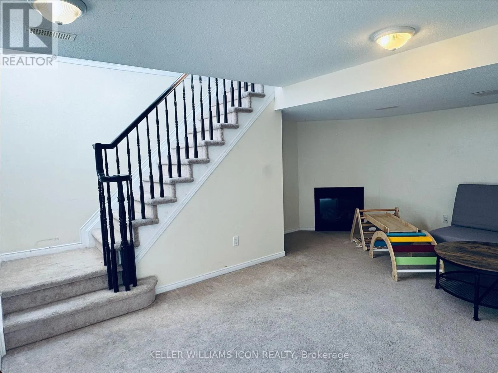 581 PEPPERVILLE CRESCENT