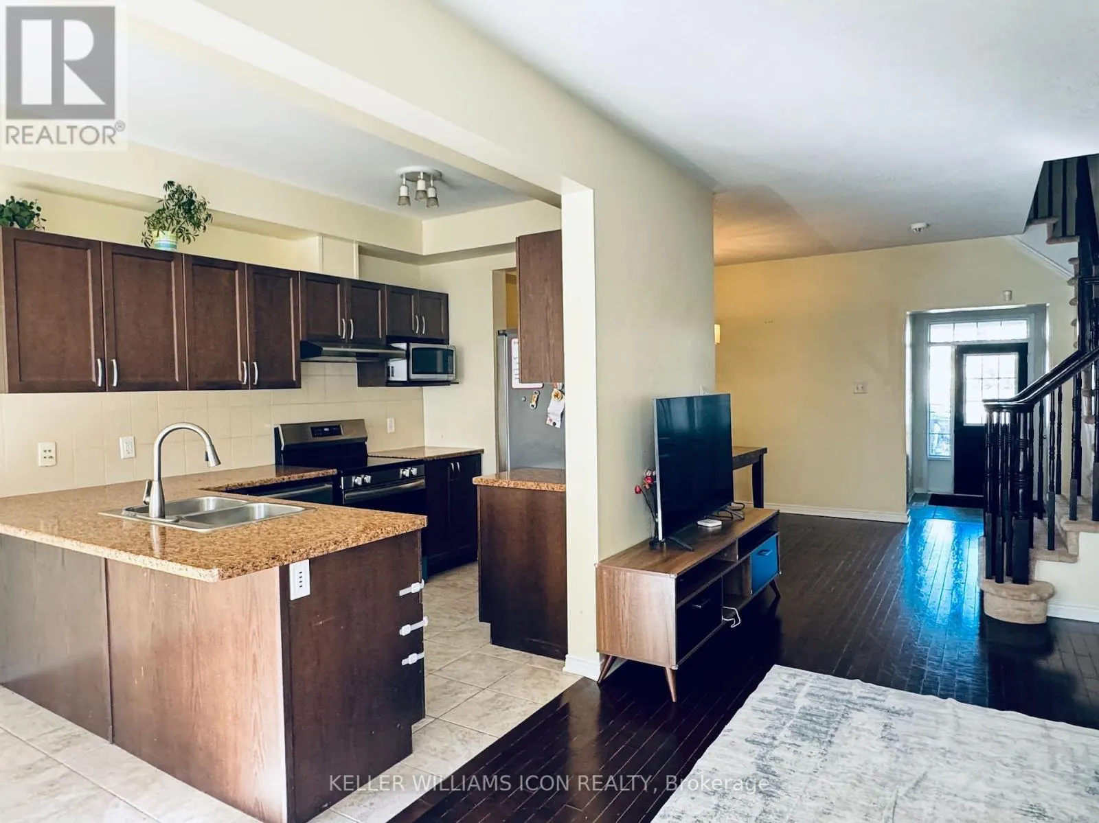 581 PEPPERVILLE CRESCENT