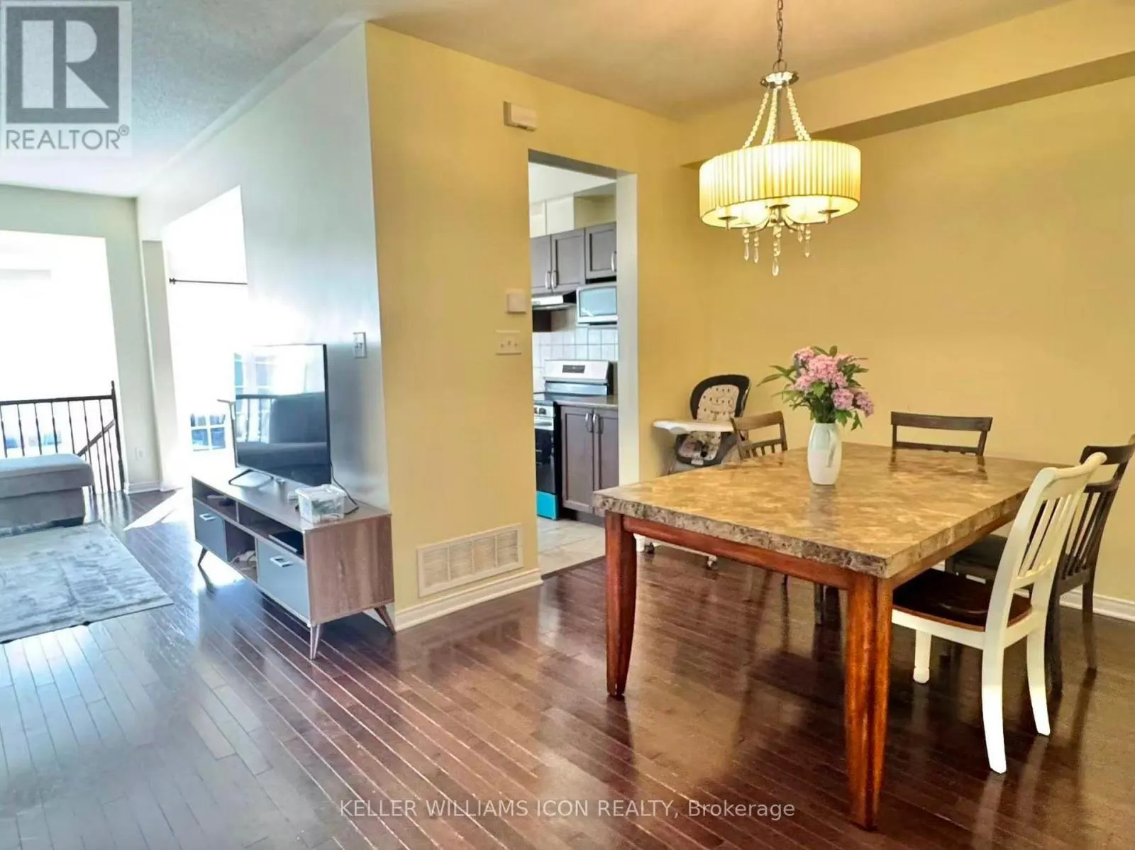 581 PEPPERVILLE CRESCENT