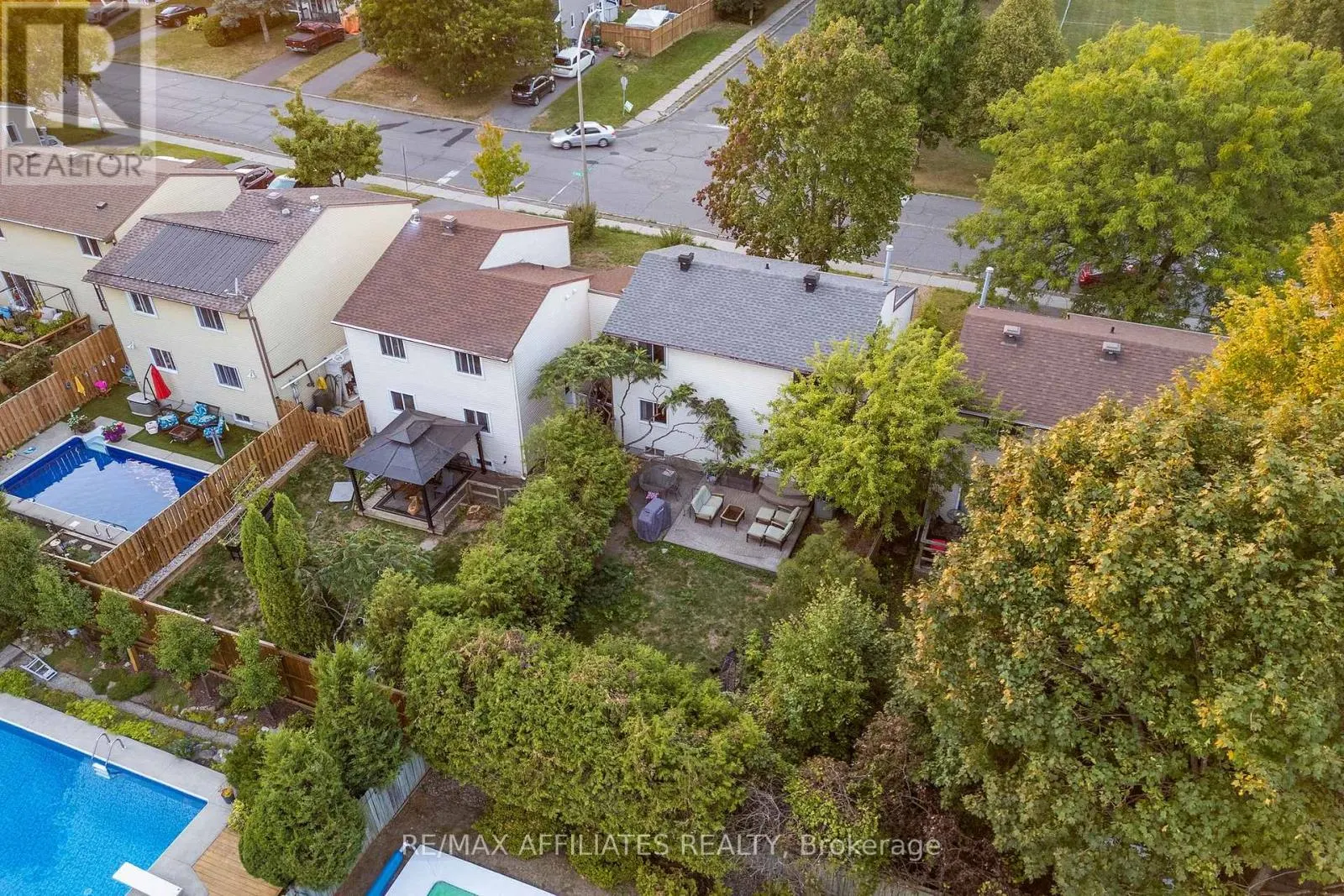 31 EXETER DRIVE