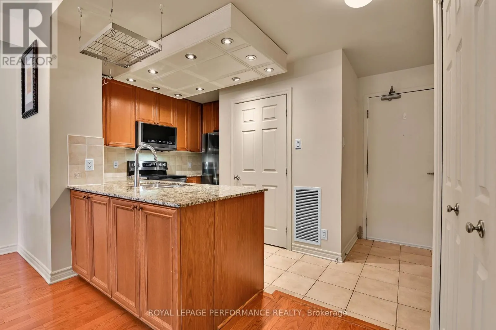 229 - 205 BOLTON STREET