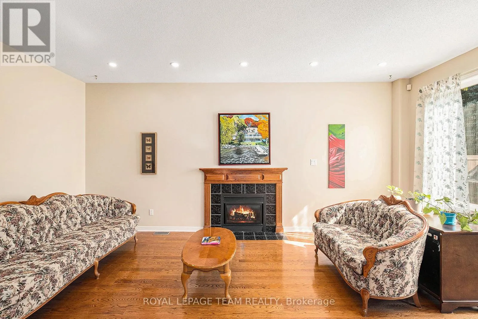 45 BOULDER WAY
