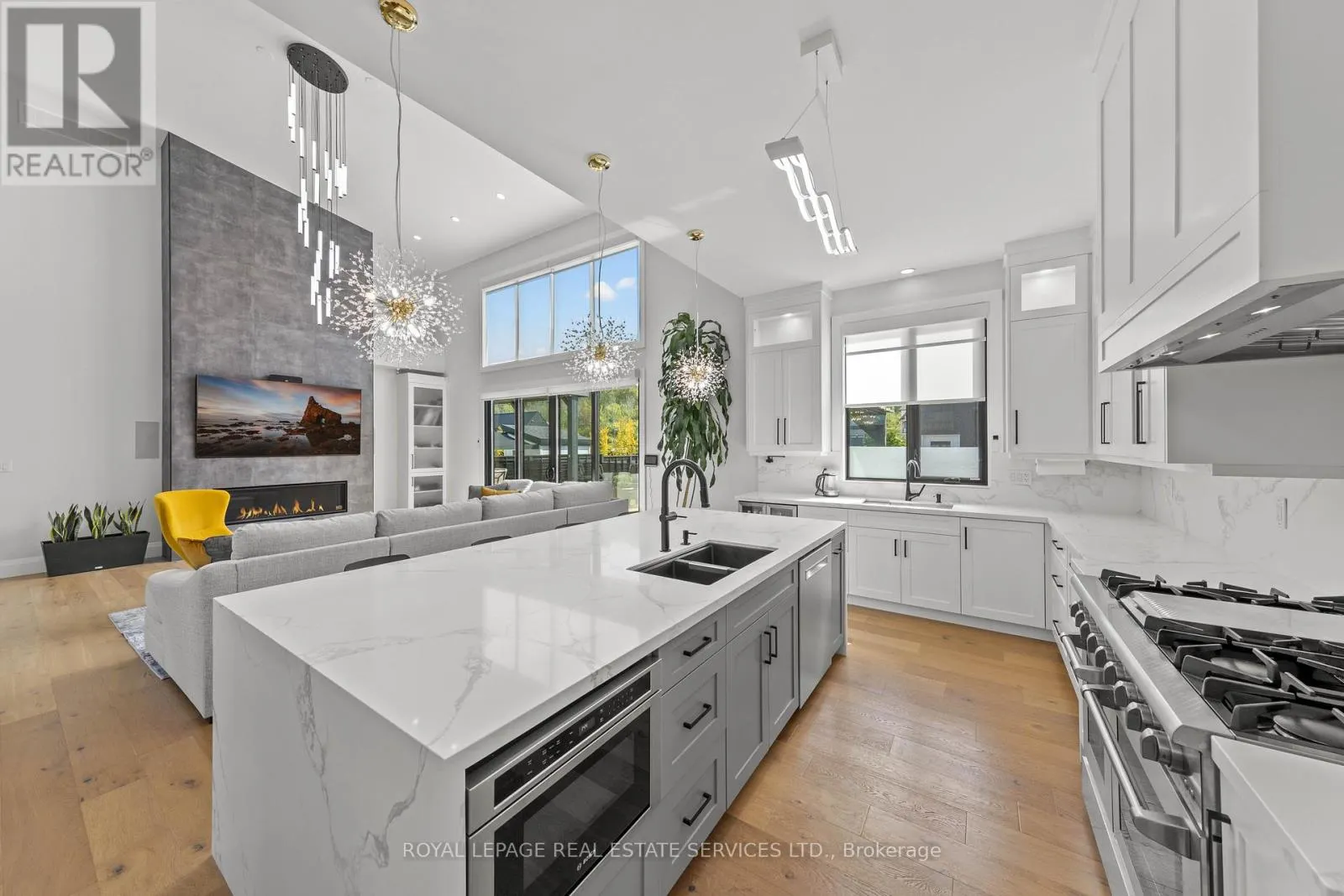 118 BARTON BOULEVARD