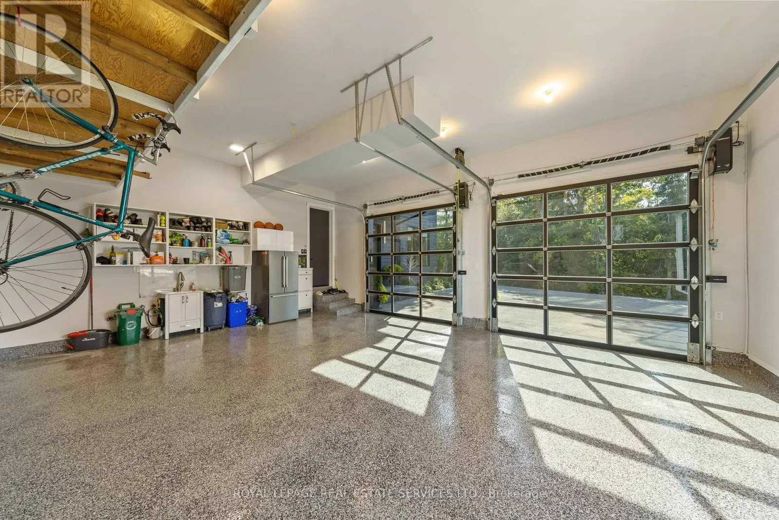 118 BARTON BOULEVARD