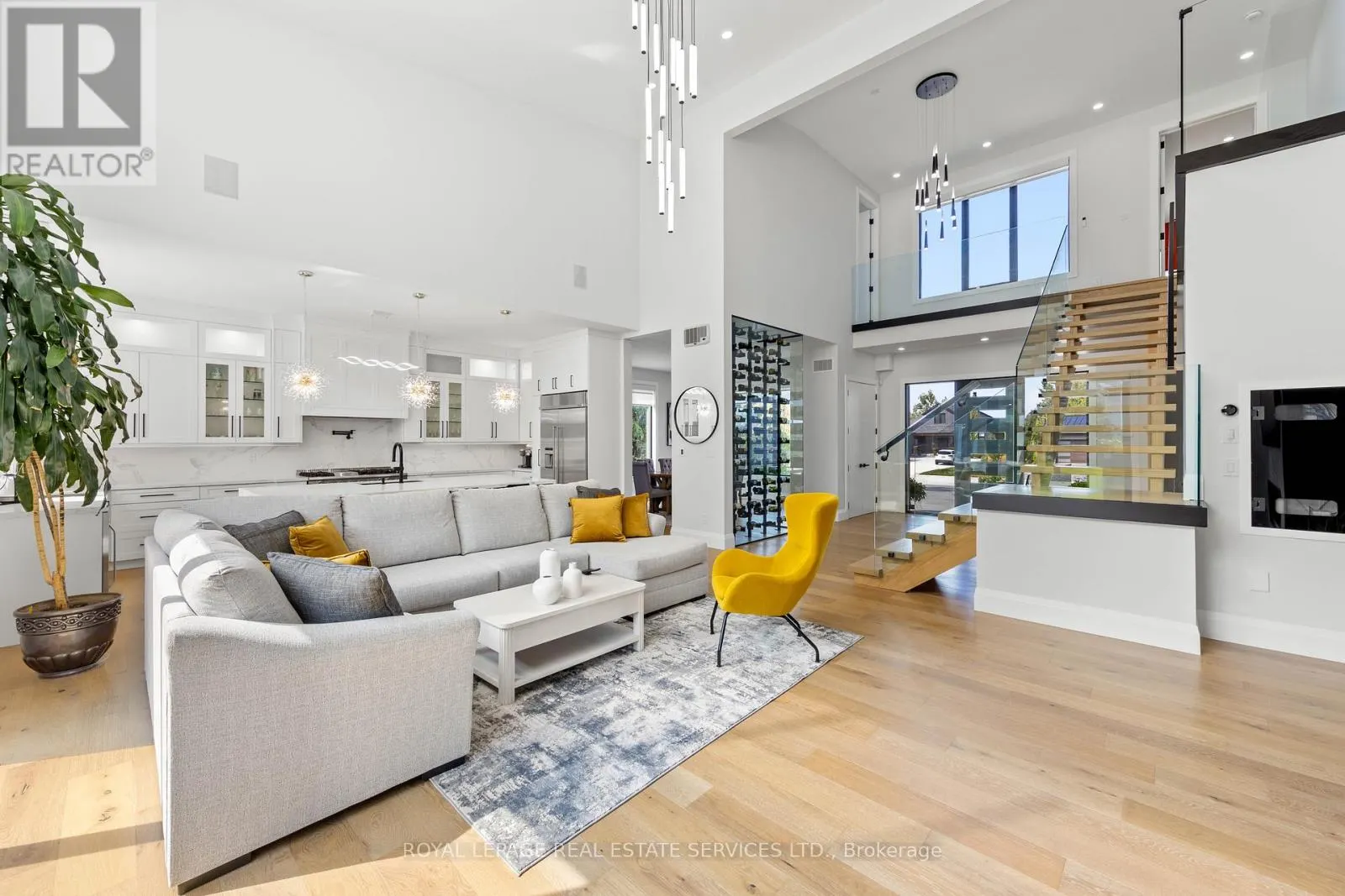 118 BARTON BOULEVARD