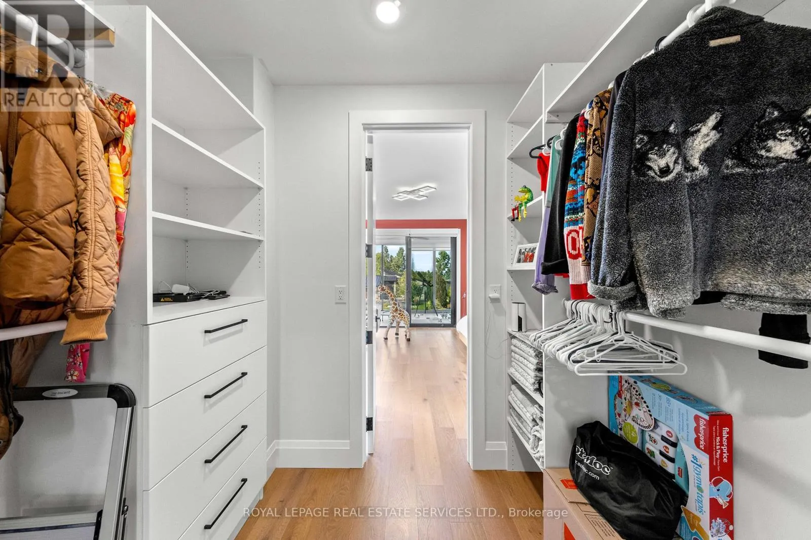 118 BARTON BOULEVARD