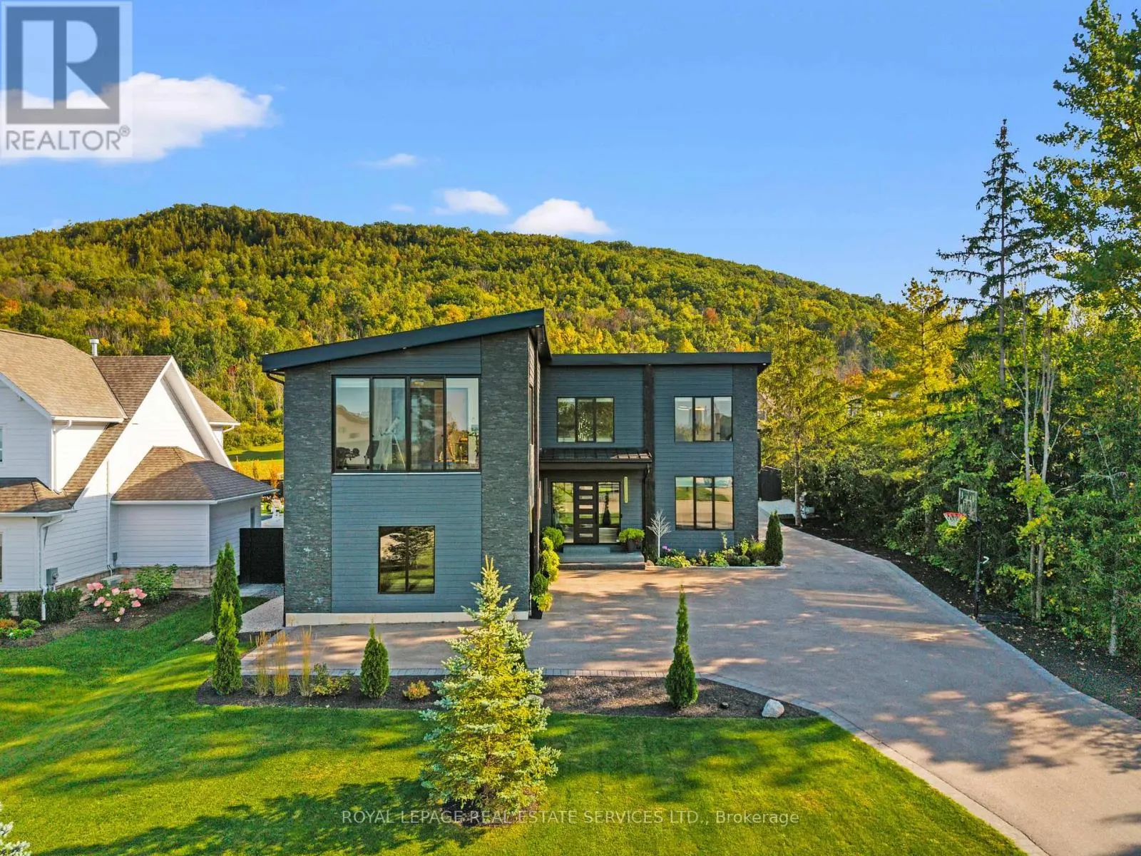 118 BARTON BOULEVARD