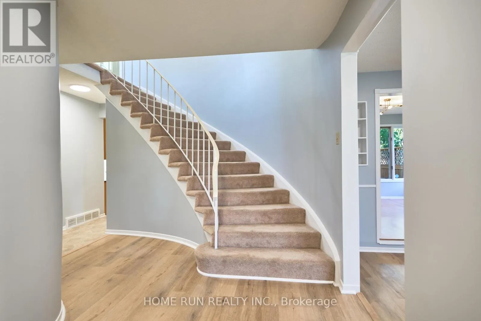 20 THIESSEN CRESCENT