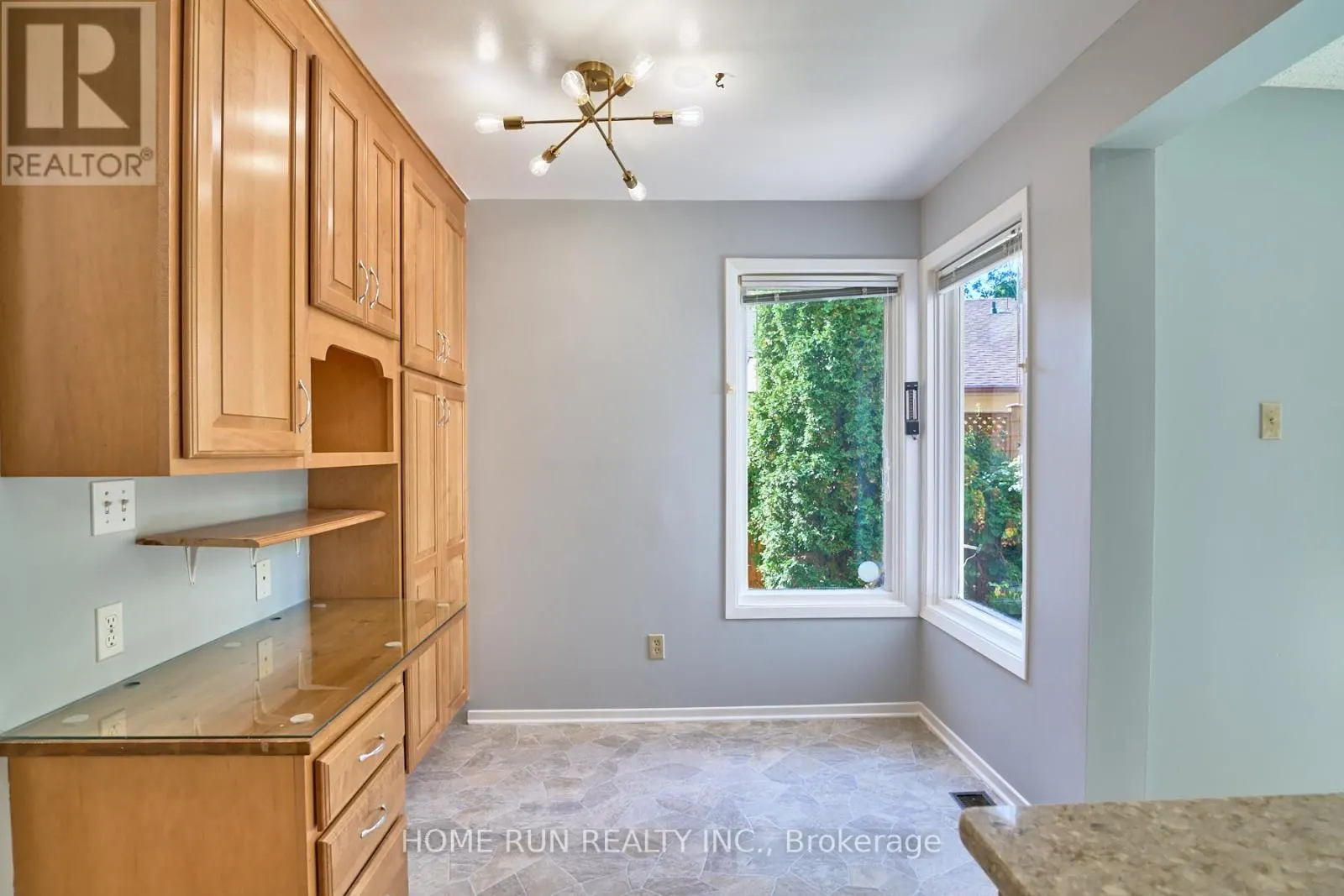 20 THIESSEN CRESCENT