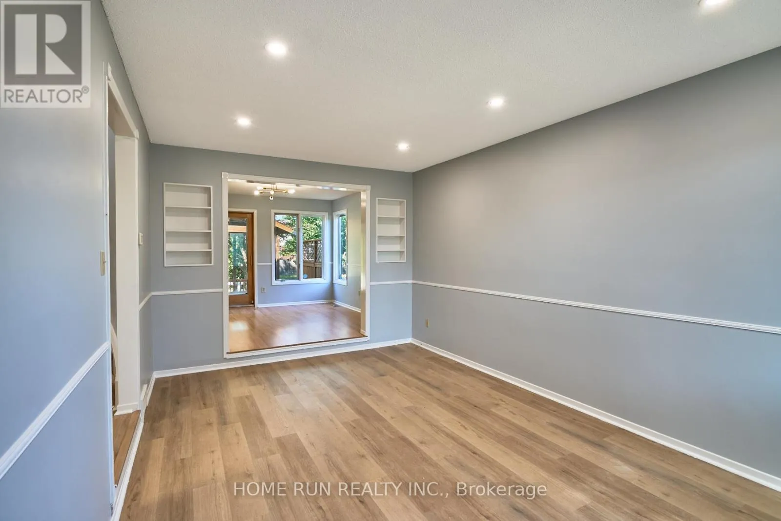 20 THIESSEN CRESCENT