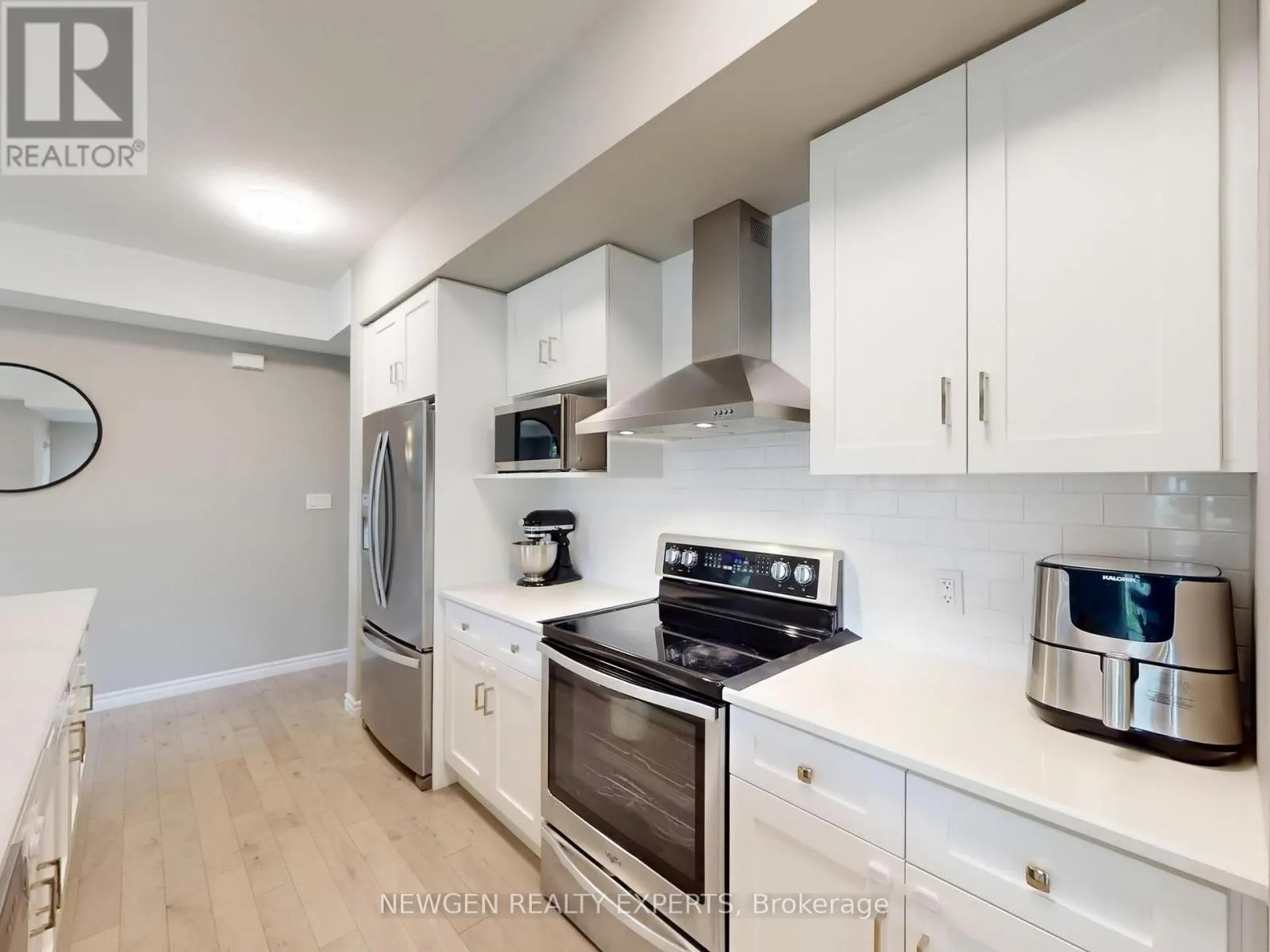 48 - 107 WESTRA DRIVE