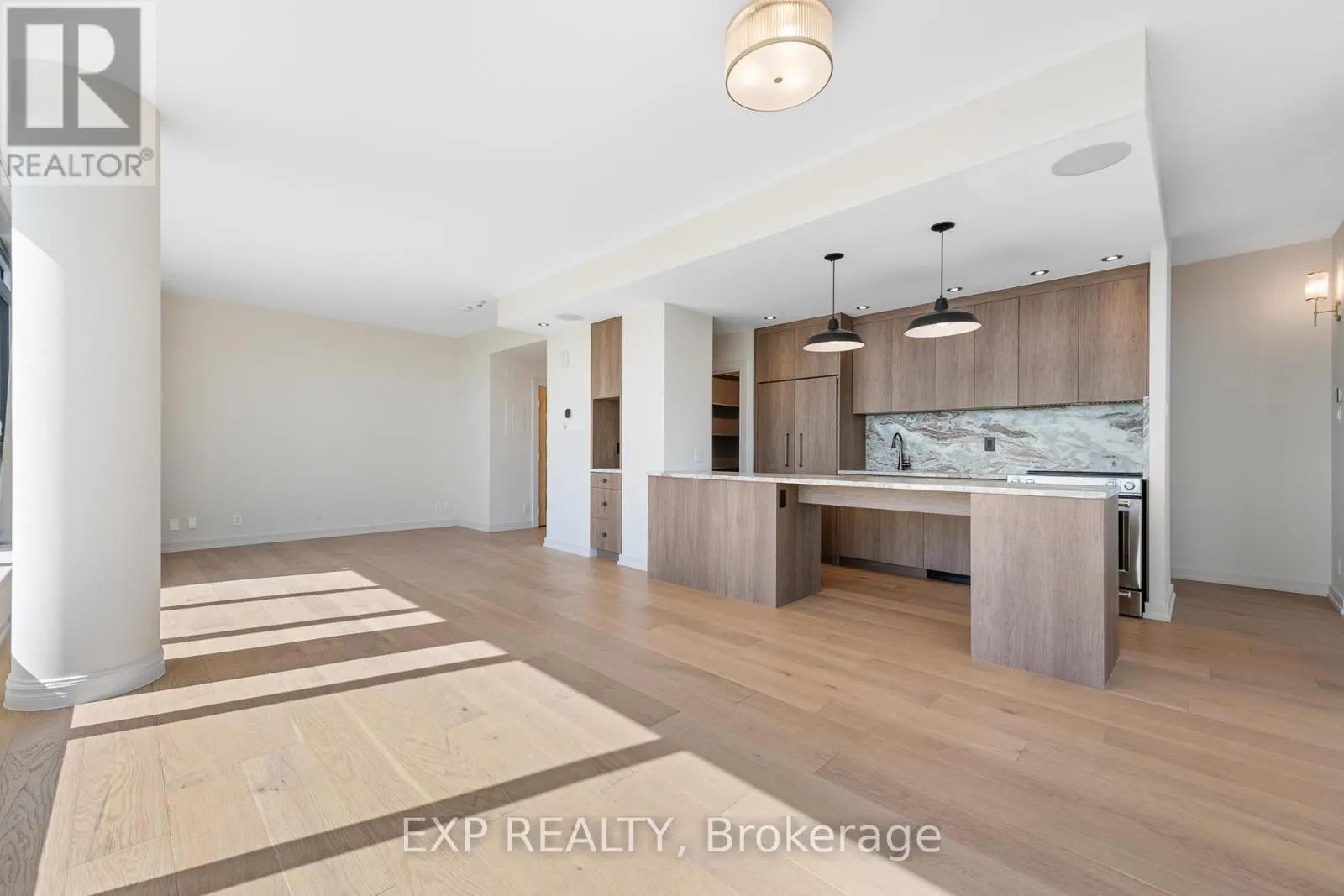 2309 - 324 LAURIER AVENUE W