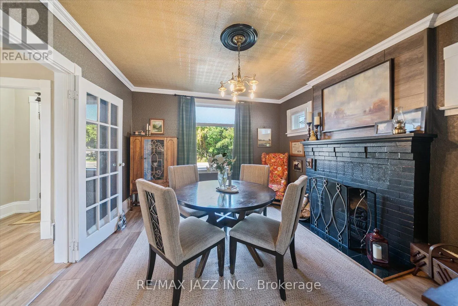 9 HOPE STREET S