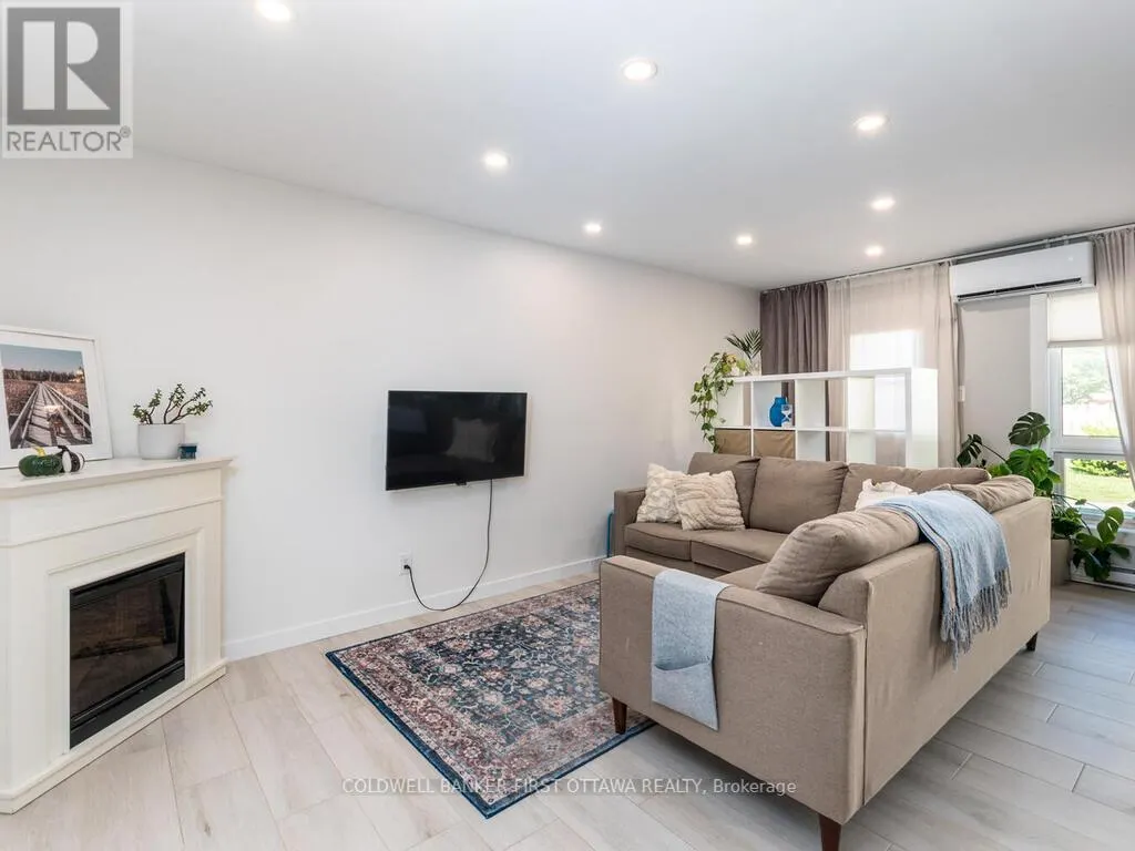 5C WOODVALE GREEN