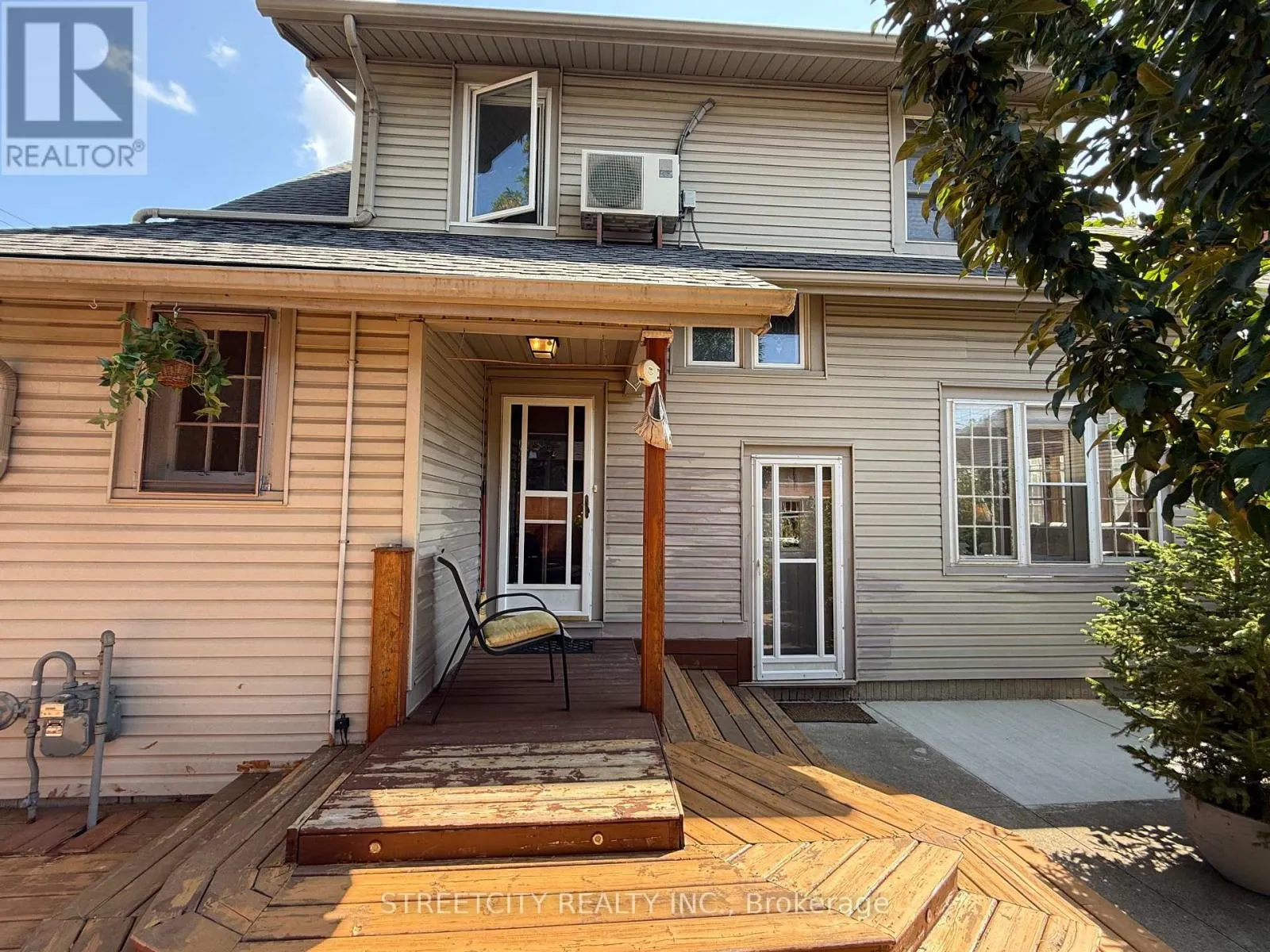 127 FLEMING STREET