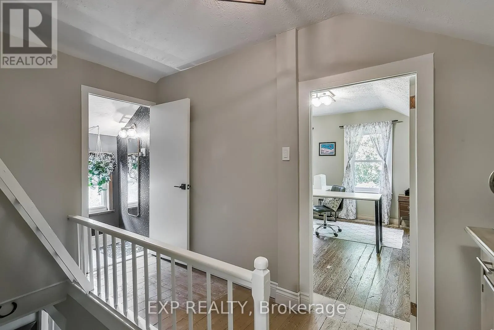 84 ABSALOM STREET W