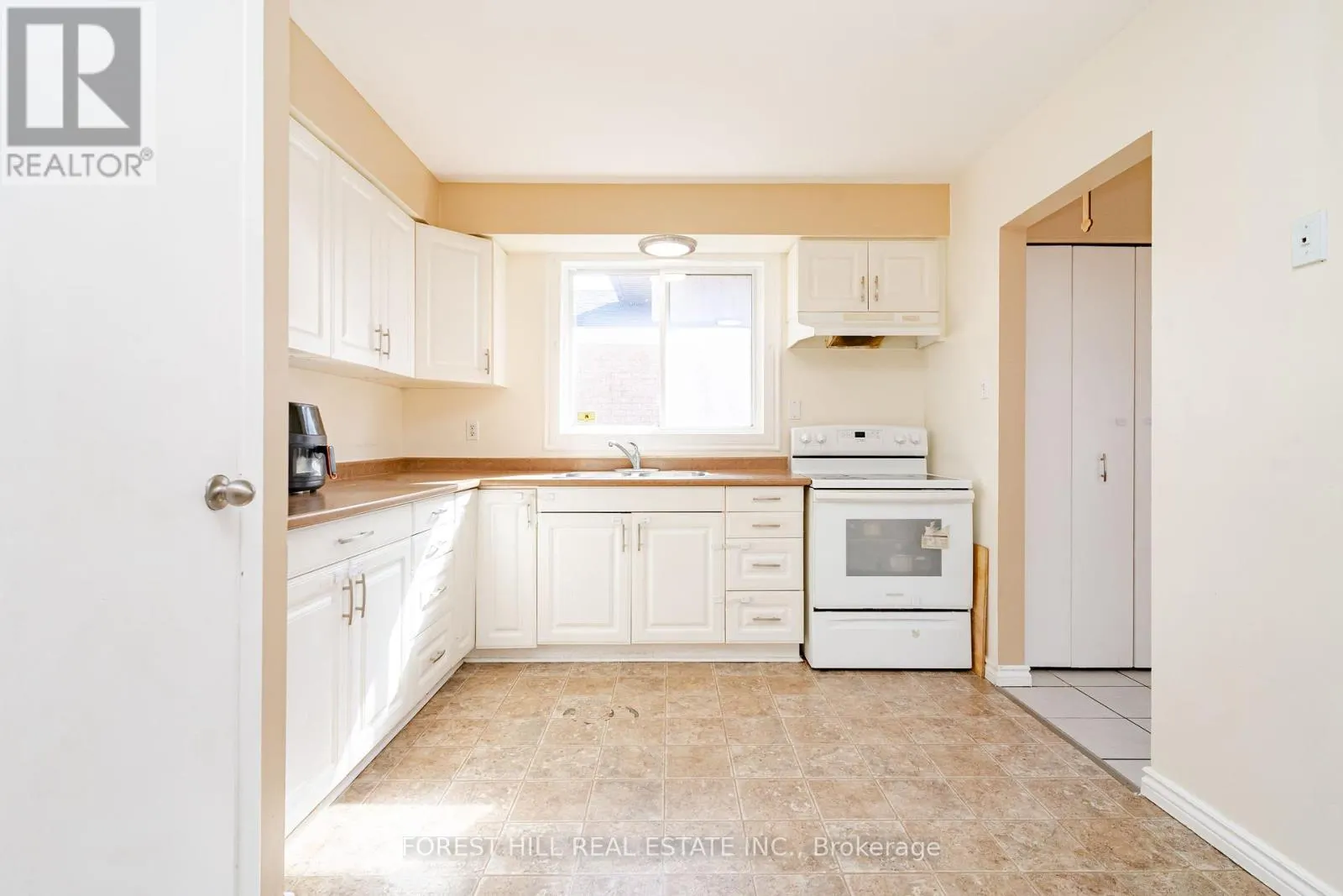 110 HAZELGLEN DRIVE