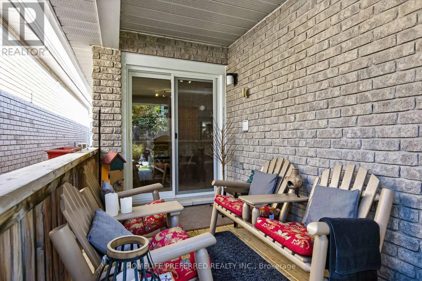 955 RALPHSON CRESCENT