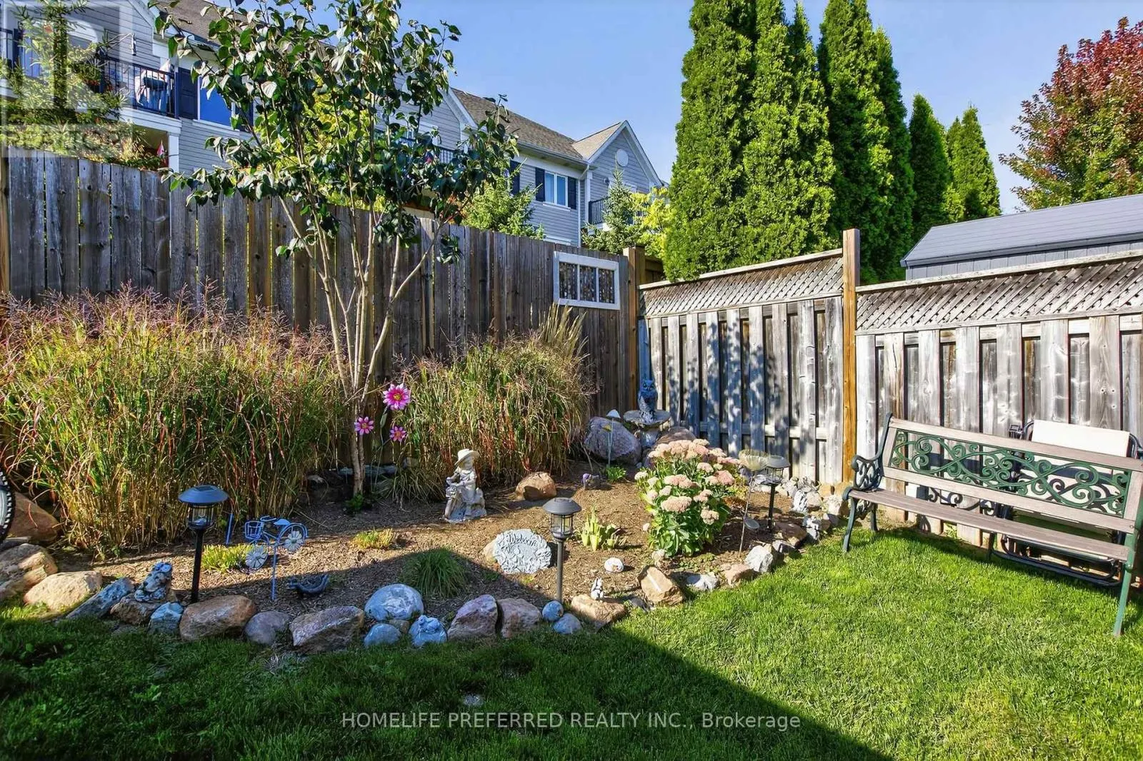 955 RALPHSON CRESCENT