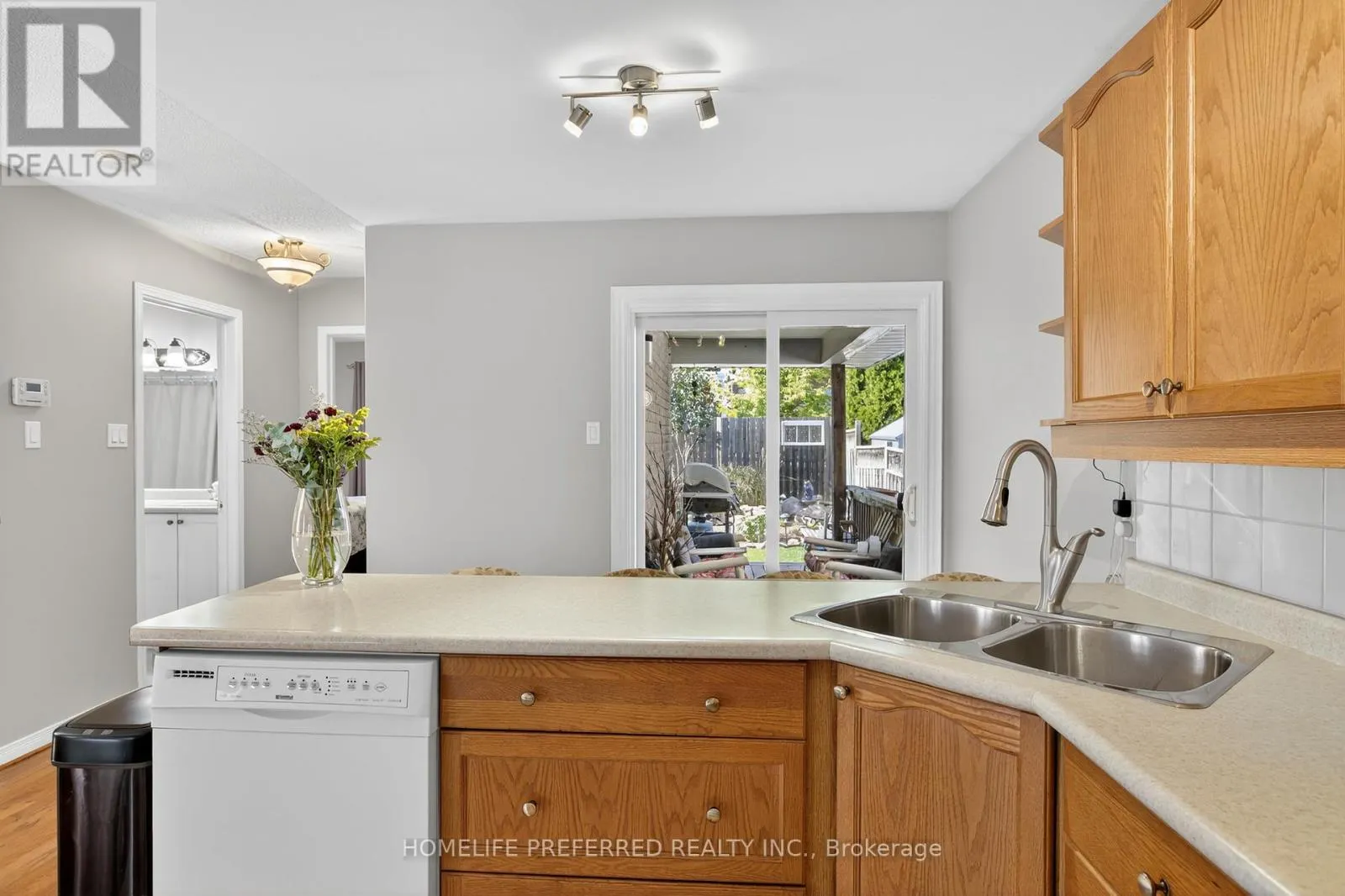 955 RALPHSON CRESCENT