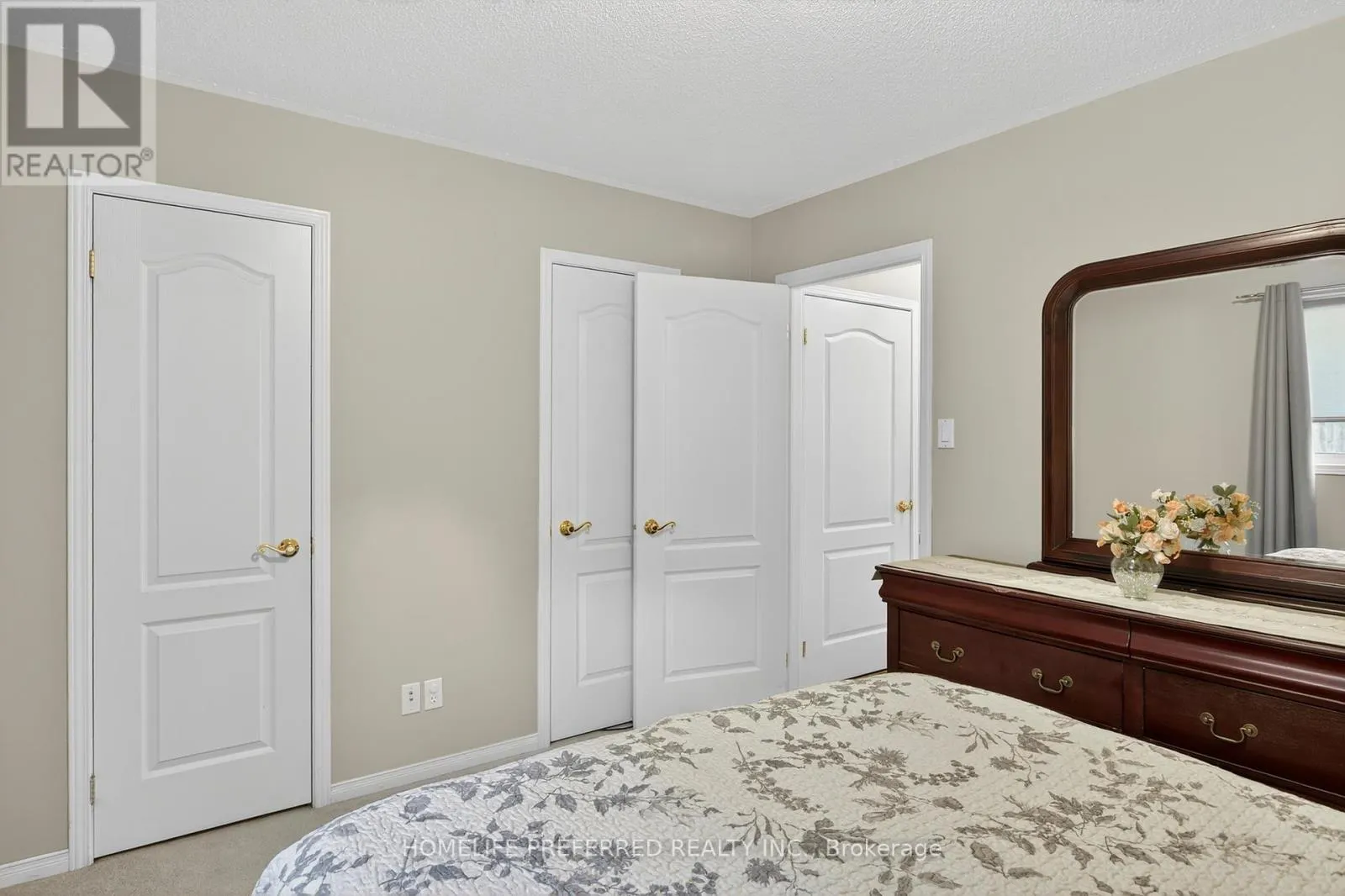 955 RALPHSON CRESCENT