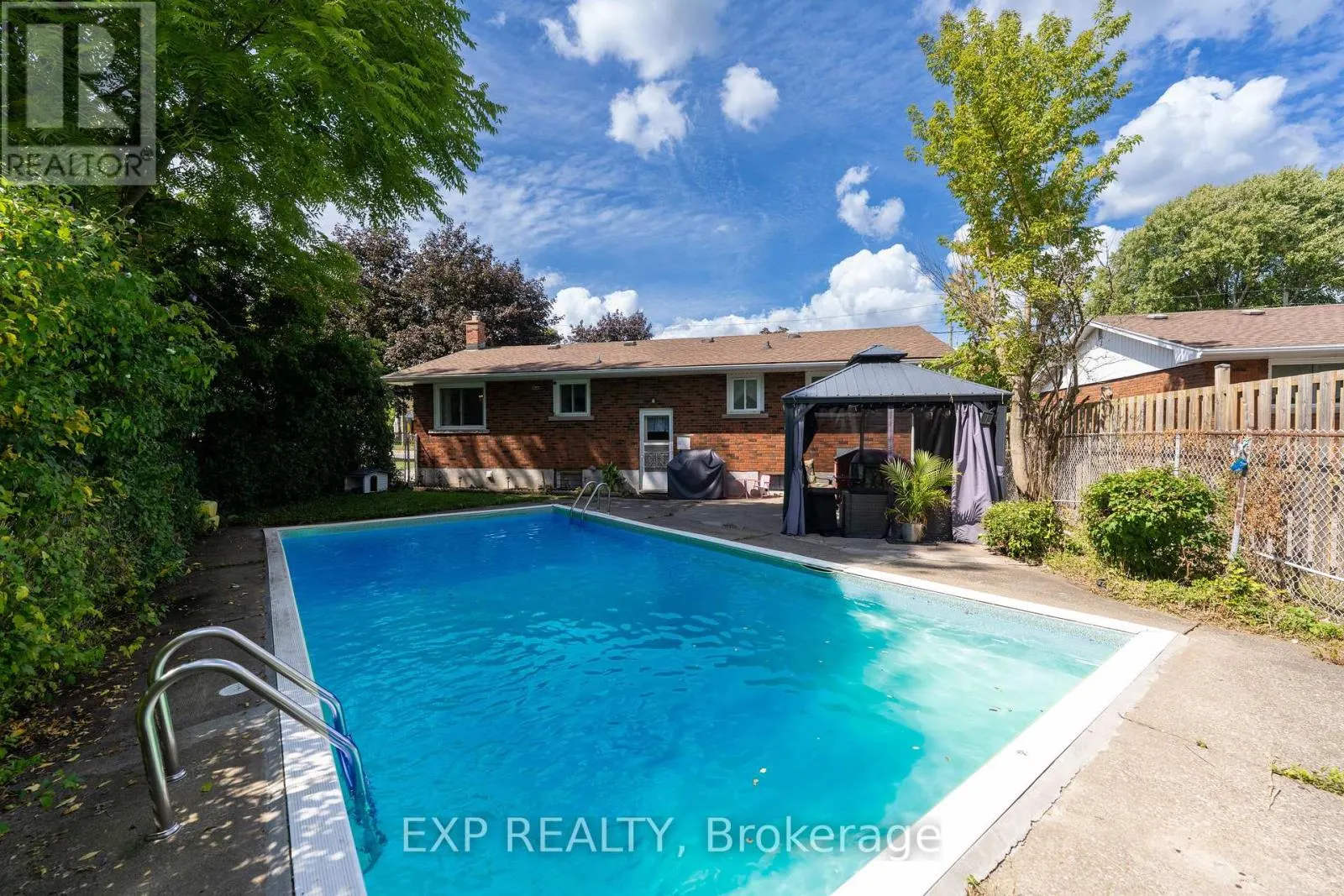 2896 PORTAGE ROAD