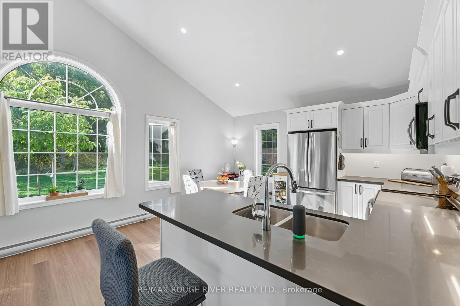 103 - 300 CROFT STREET, #103