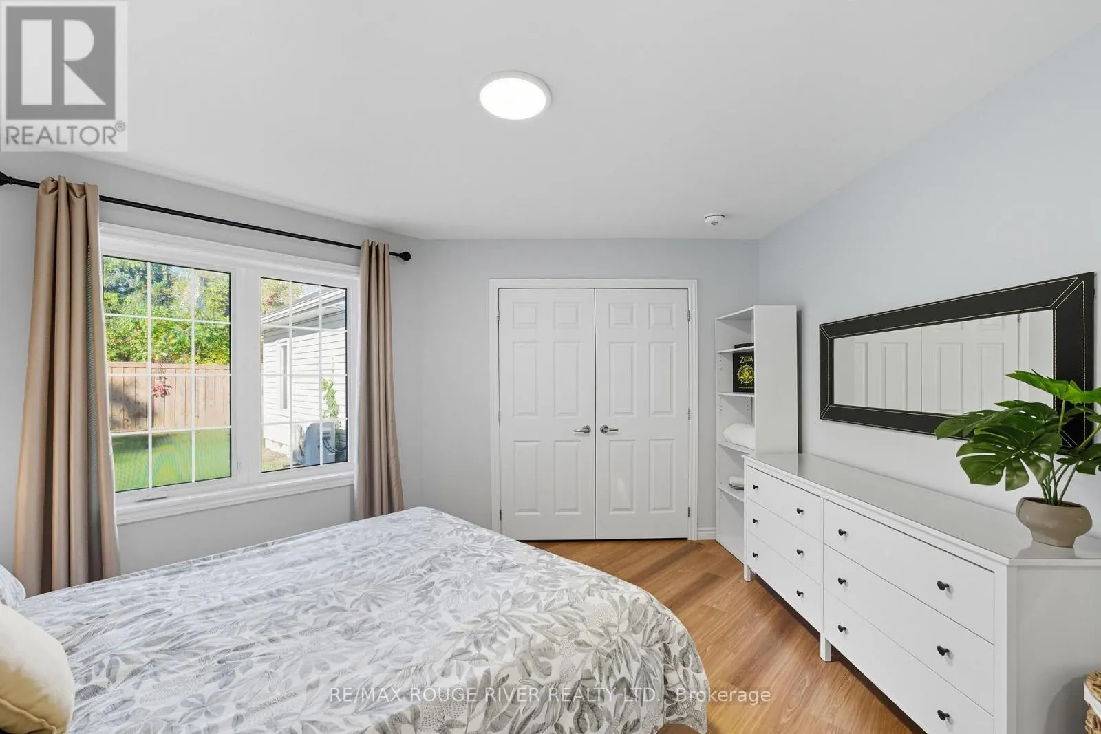 103 - 300 CROFT STREET, #103