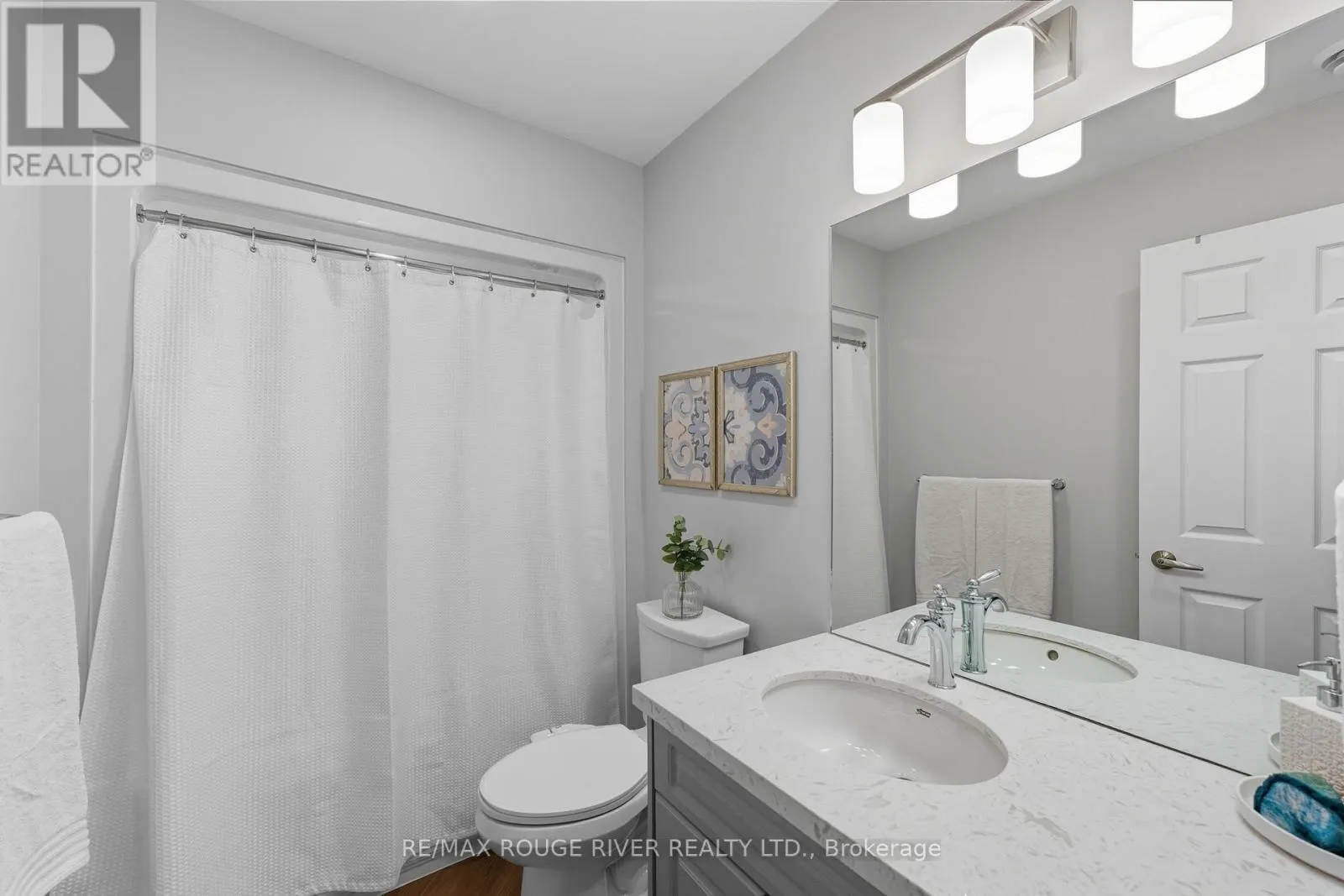 103 - 300 CROFT STREET, #103