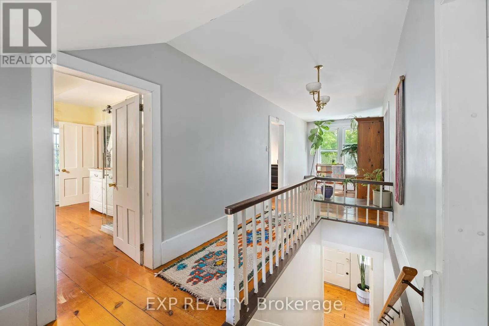 141/142 STATION ROAD