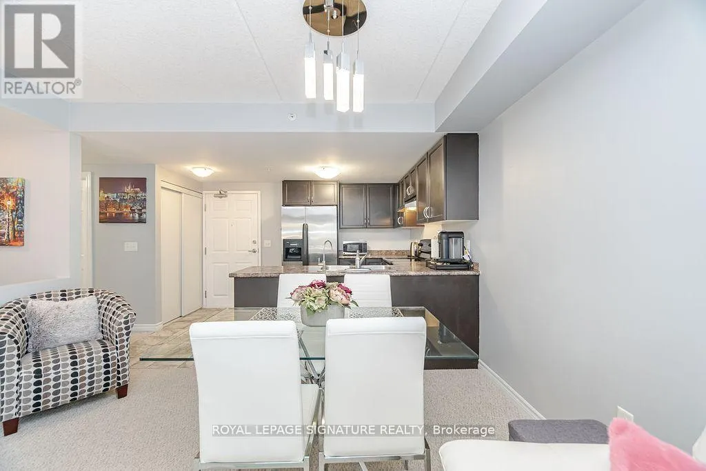 111 - 67 KINGSBURY SQUARE