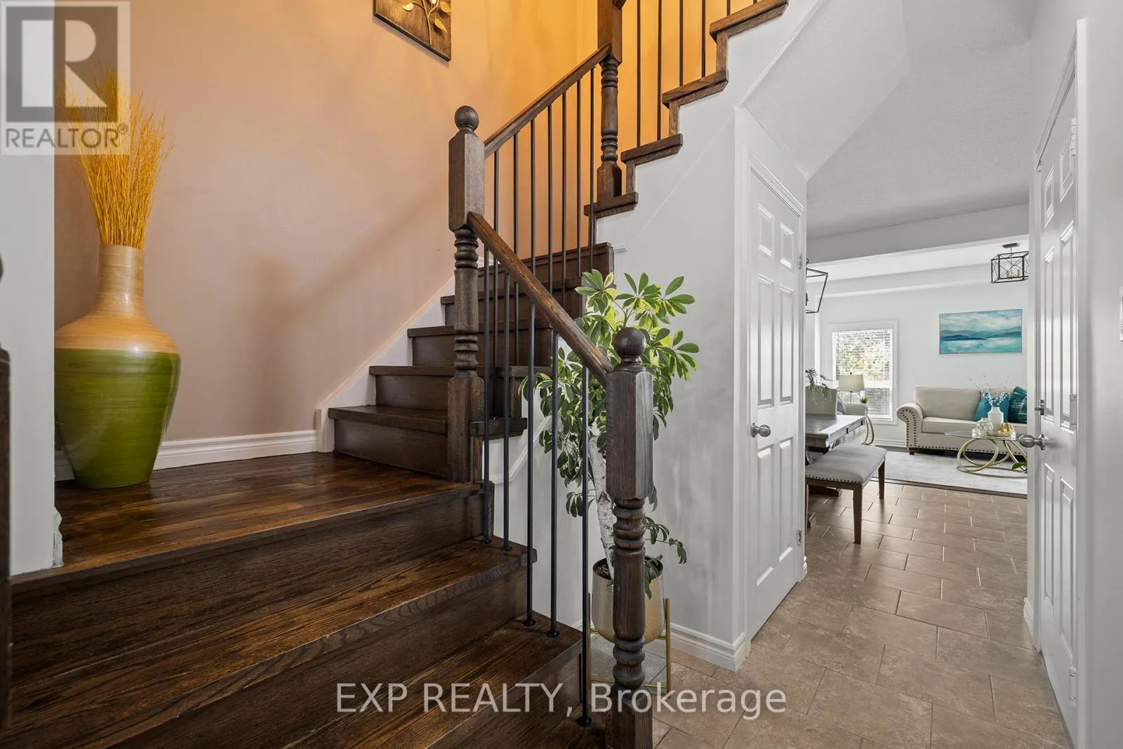 61 - 9 HAMPTON BROOK WAY