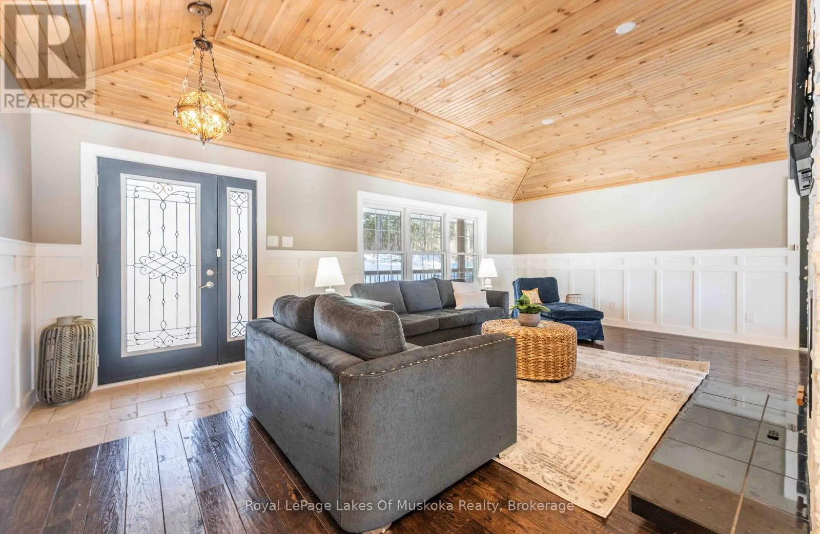 1420 LIMBERLOST ROAD