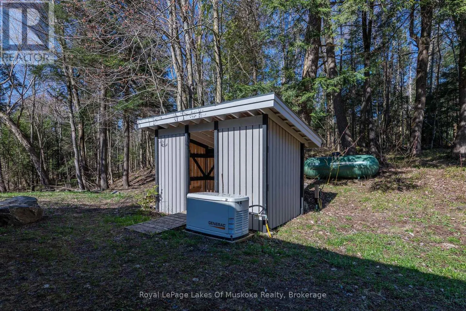 1420 LIMBERLOST ROAD
