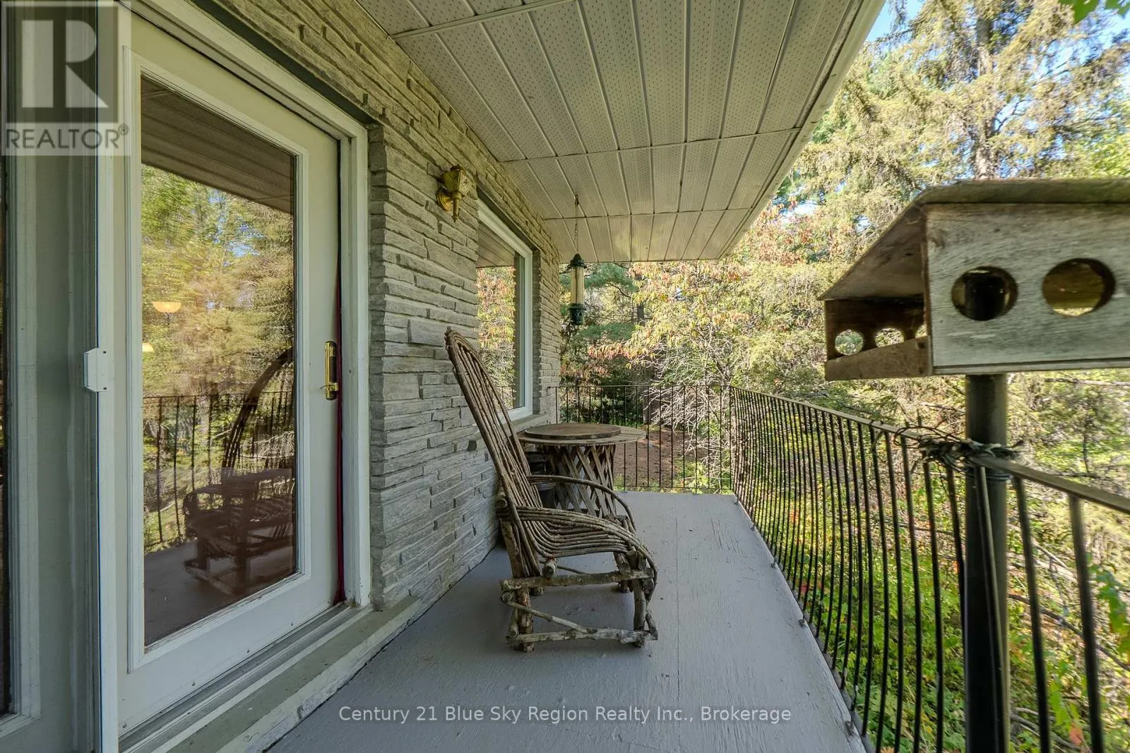 860 DEER LAKE ROAD