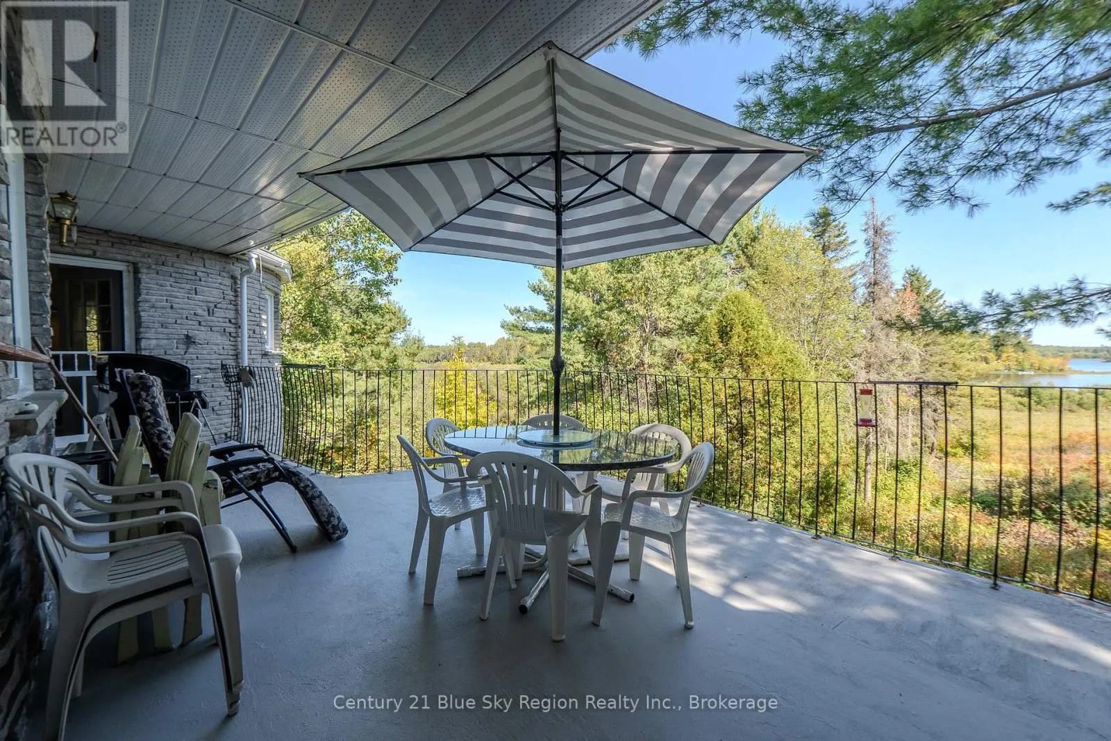 860 DEER LAKE ROAD