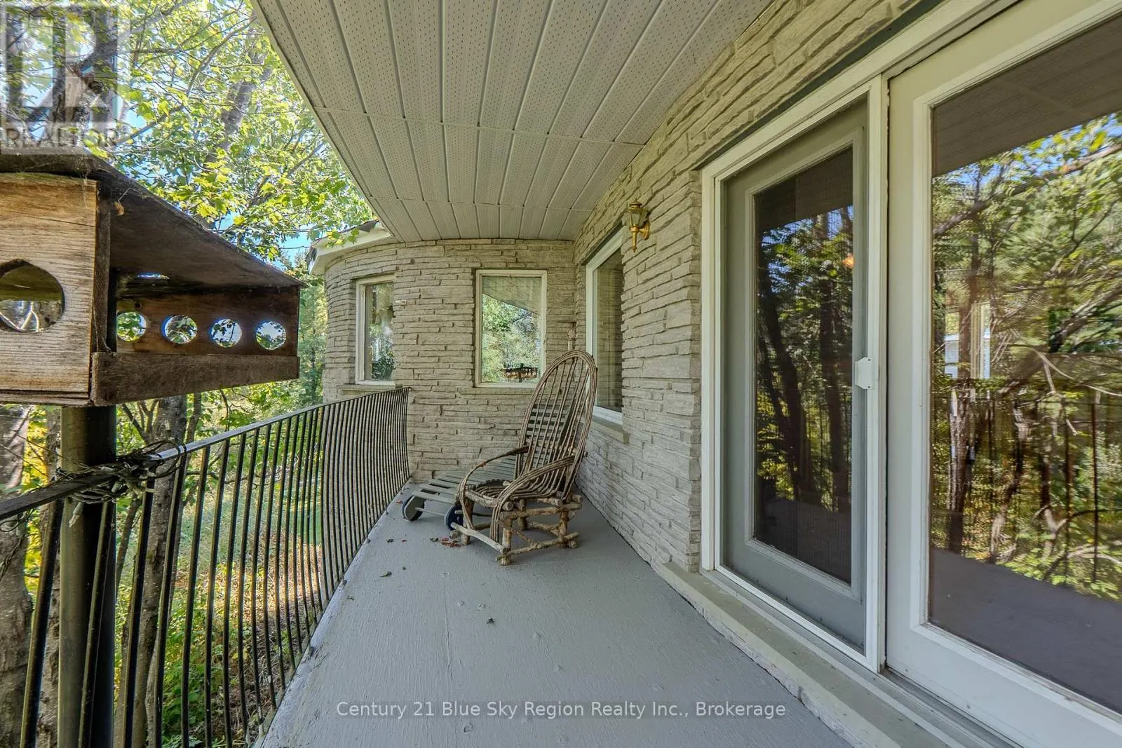 860 DEER LAKE ROAD