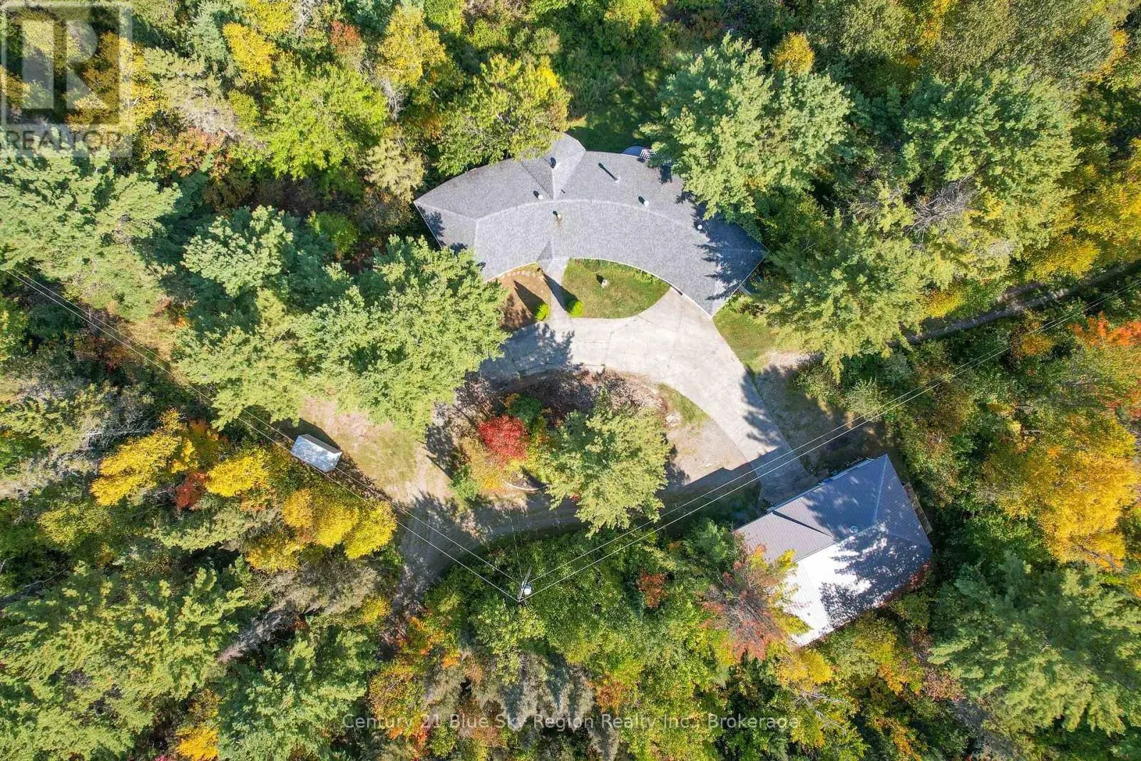 860 DEER LAKE ROAD