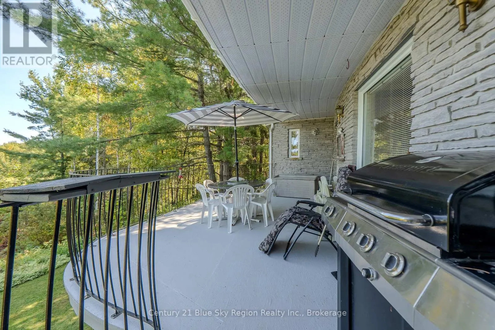 860 DEER LAKE ROAD
