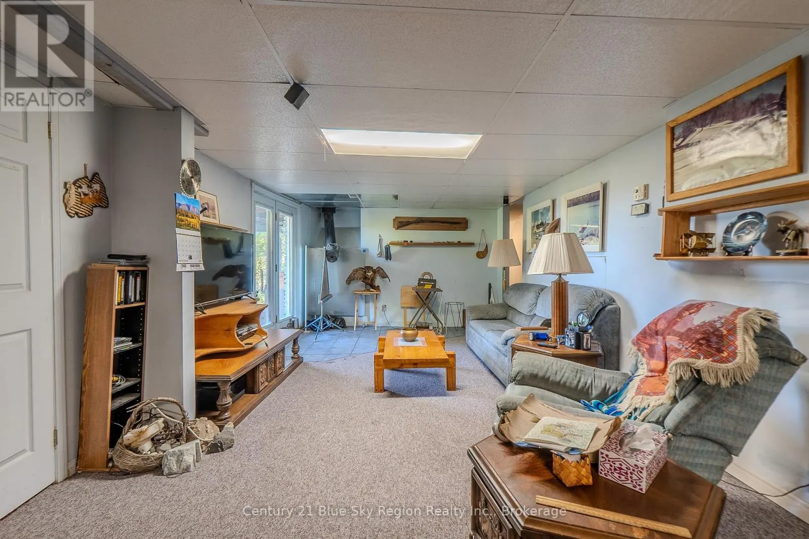 860 DEER LAKE ROAD