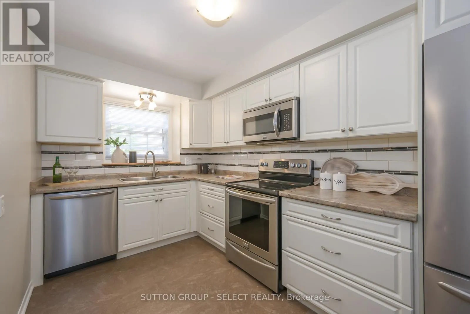 130 - 900 POND VIEW ROAD, #130