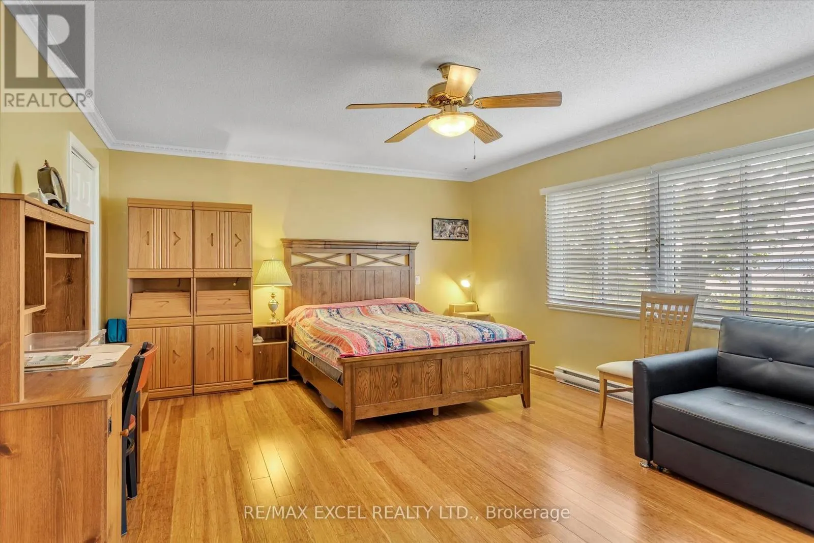 665 NORTH SHORE DRIVE E