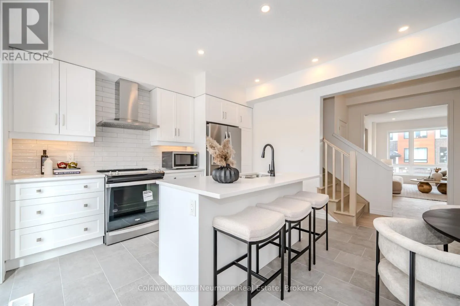 8 SORA LANE