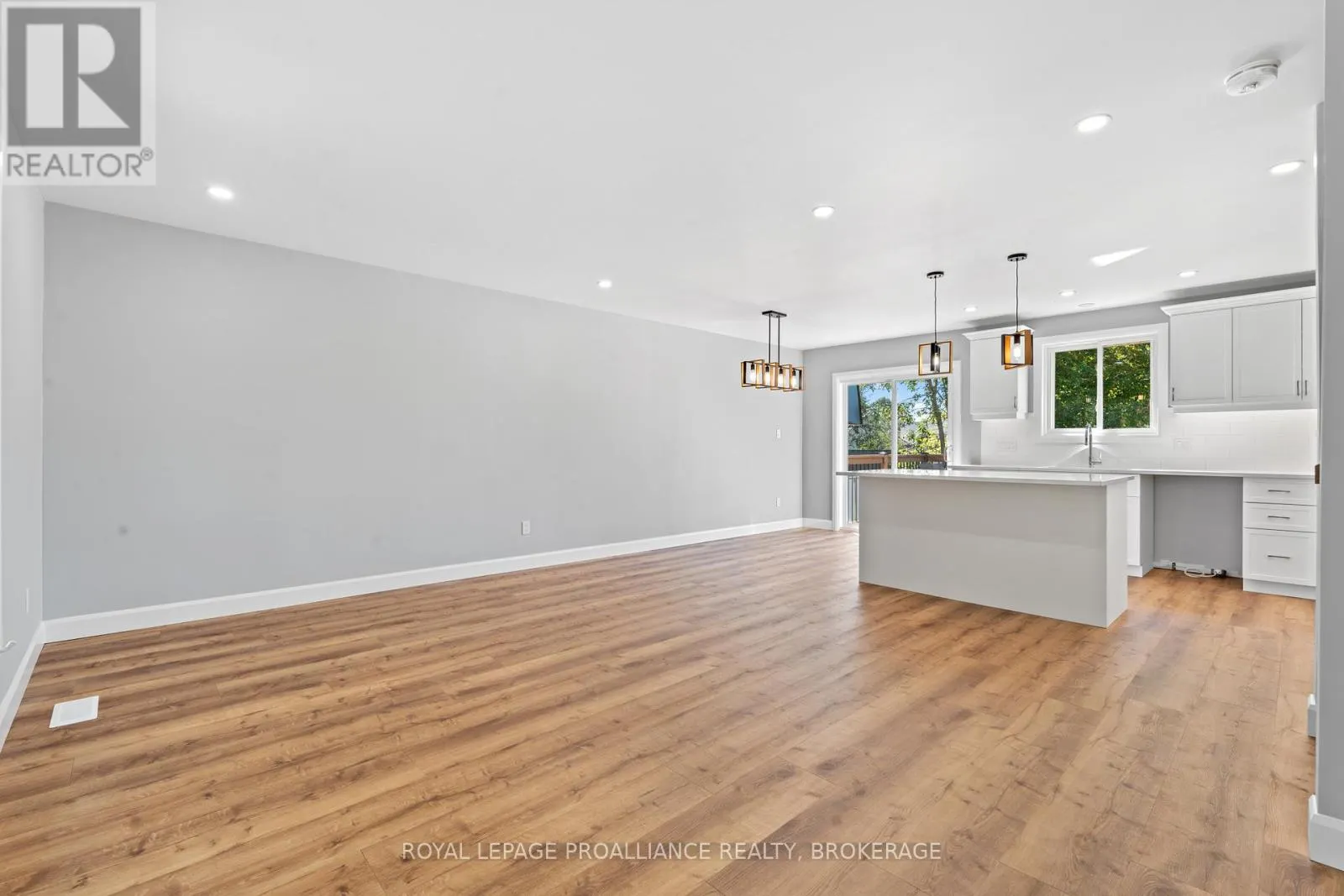 47 INVERNESS CRESCENT