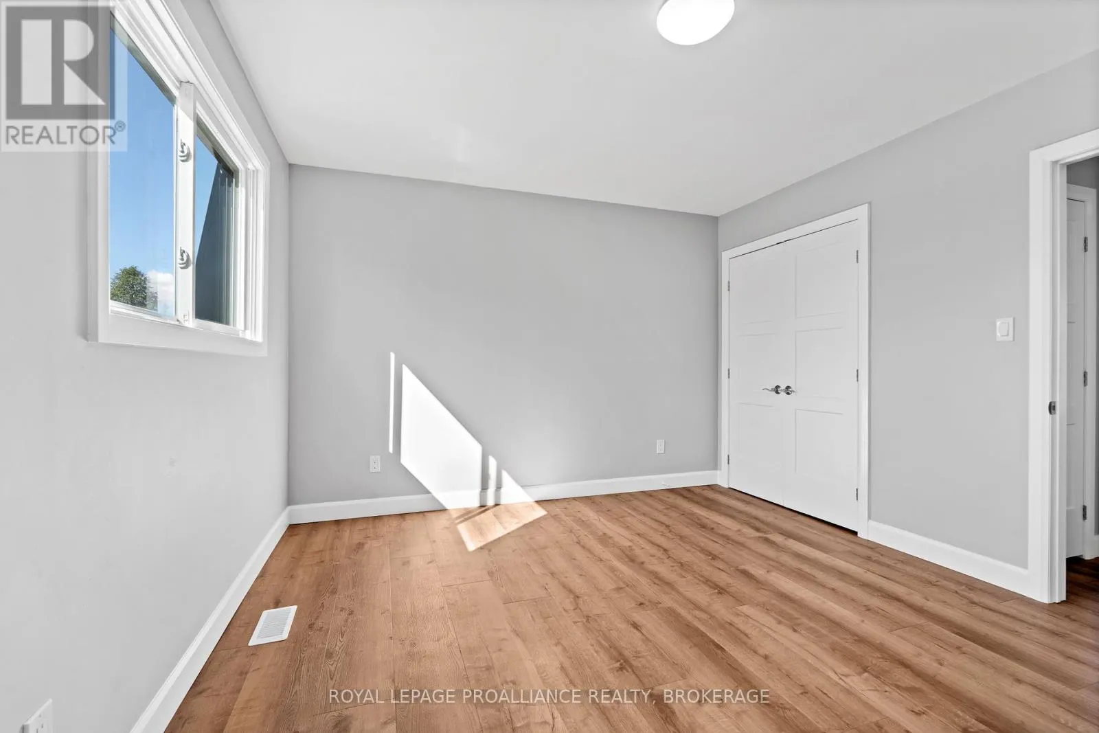 47 INVERNESS CRESCENT