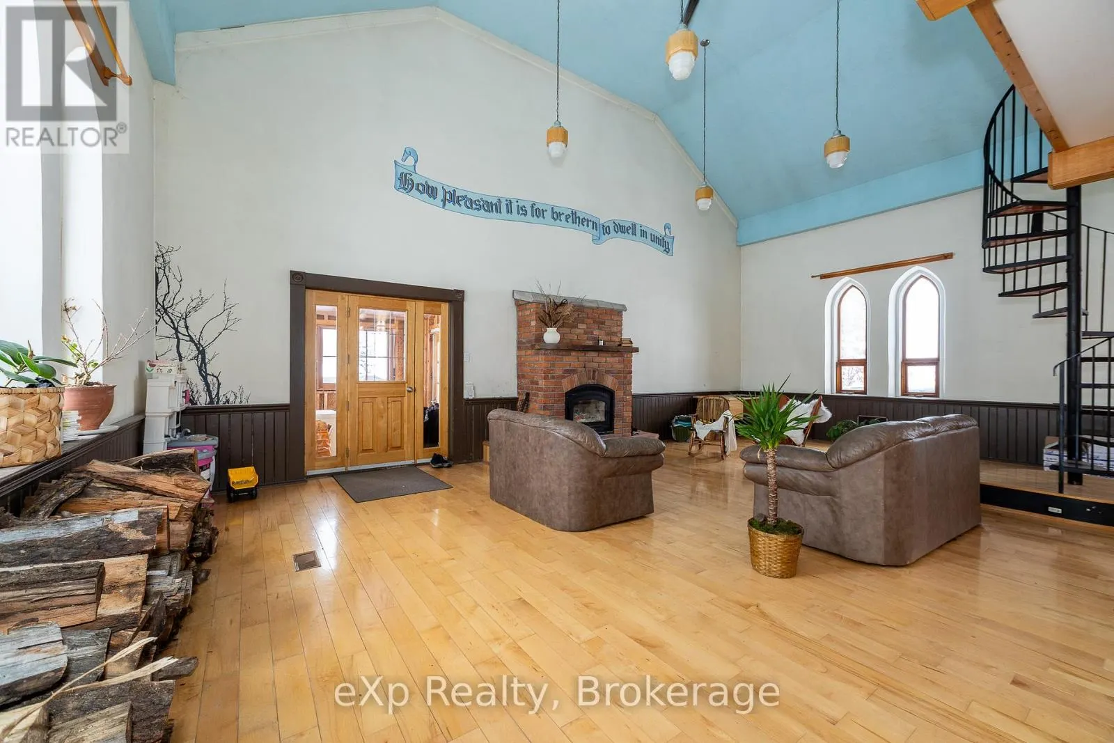 137190 GREY ROAD 12