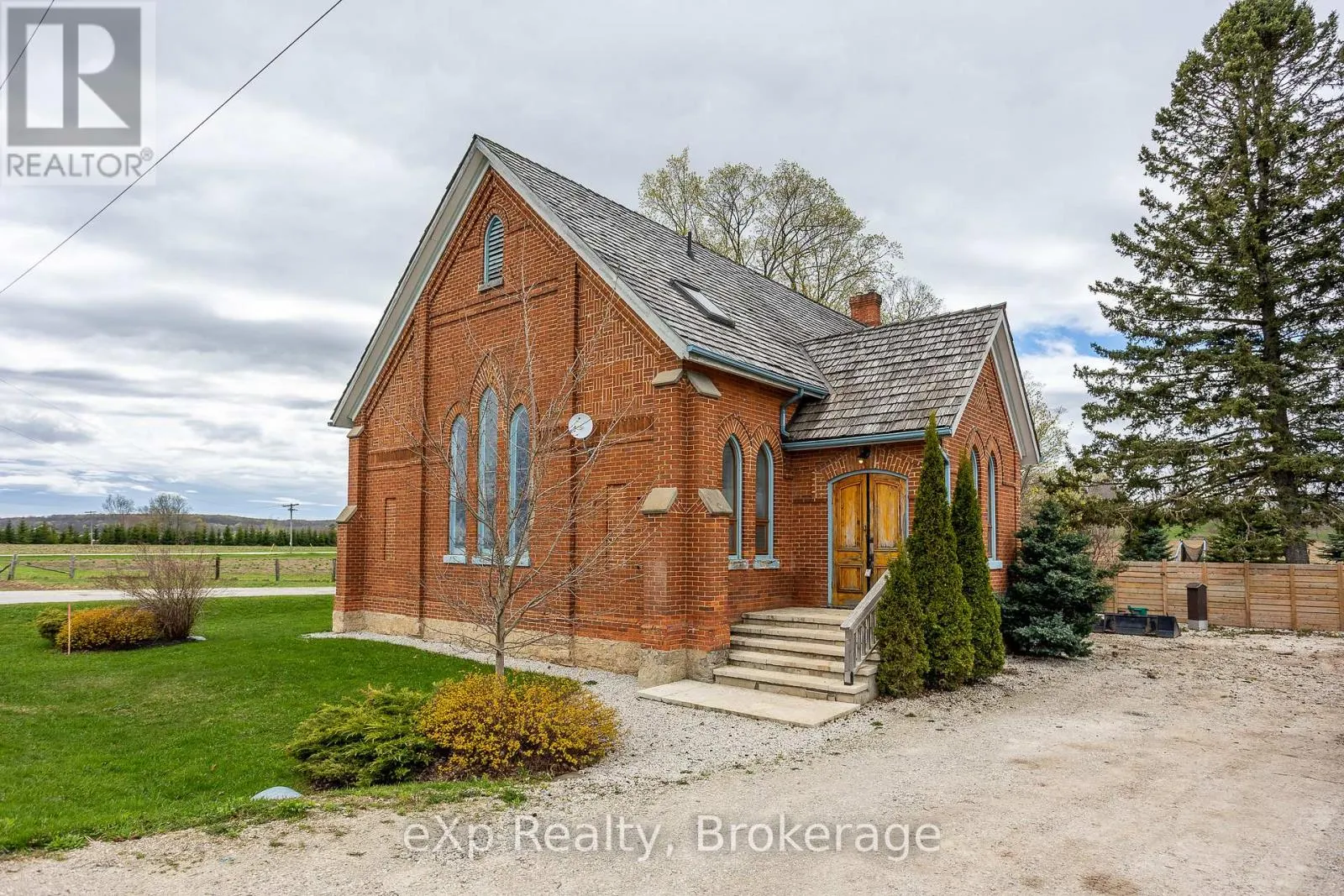 137190 GREY ROAD 12