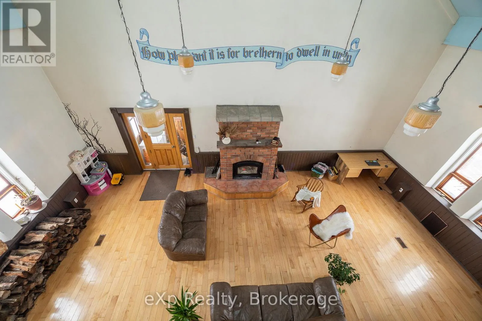 137190 GREY ROAD 12