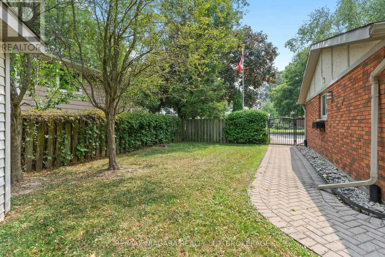 6841 DELLPARK DRIVE