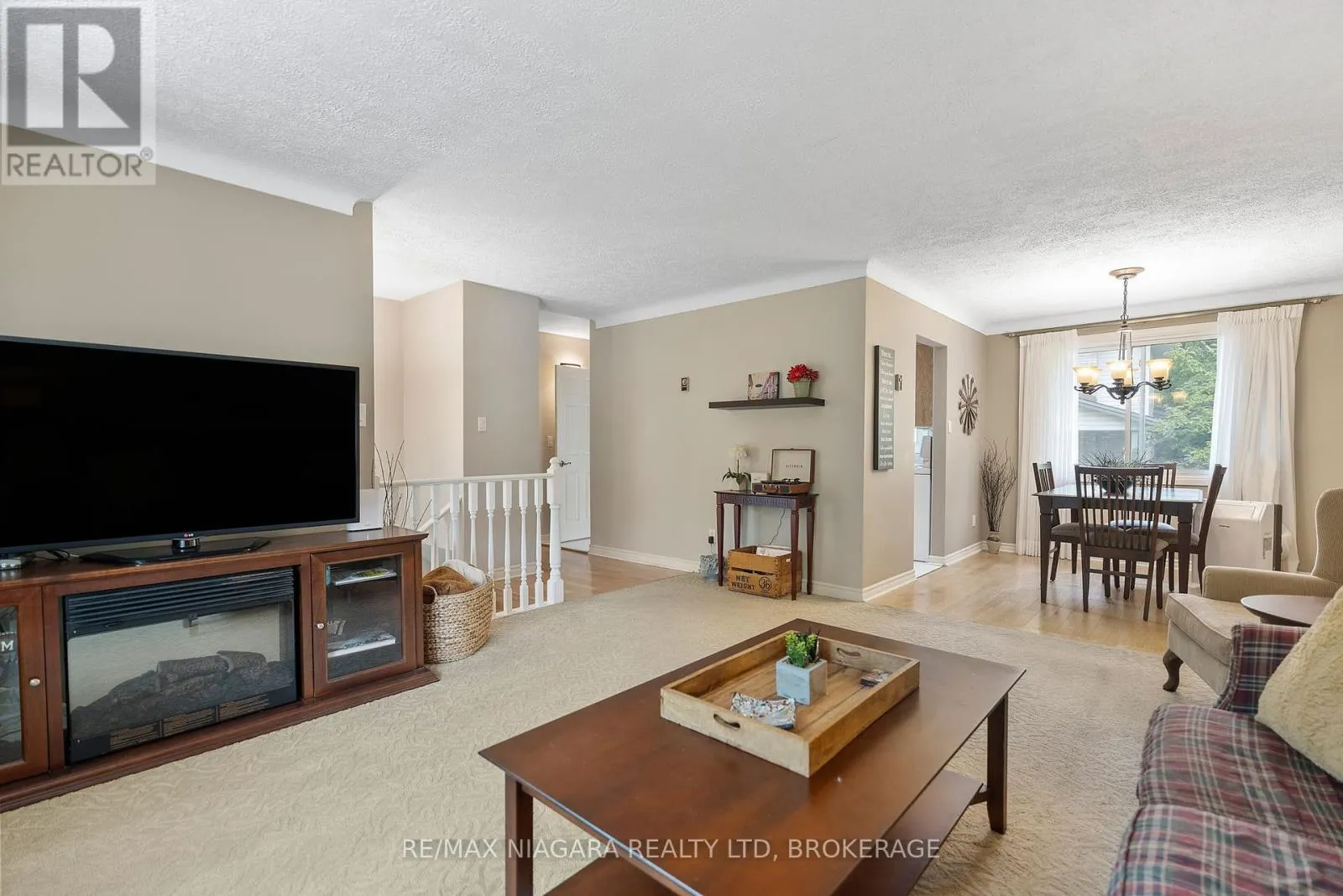 6841 DELLPARK DRIVE
